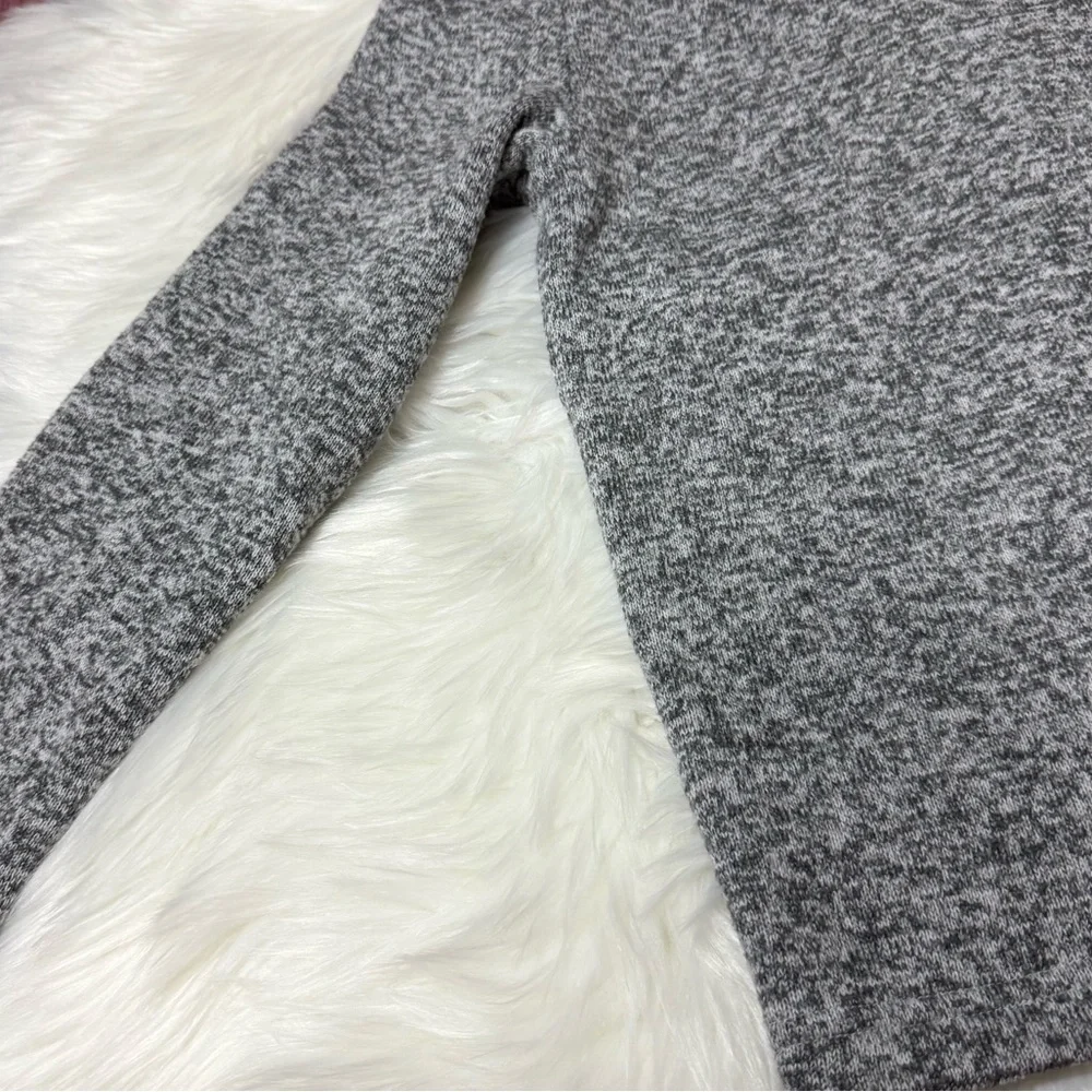 Old Navy Boys Size Large (10-12) Gray Shawl Collar Sweater